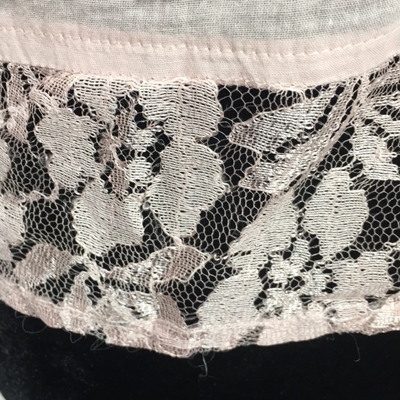 Vintage lace and ribbon tie top - Picture 6 of 7